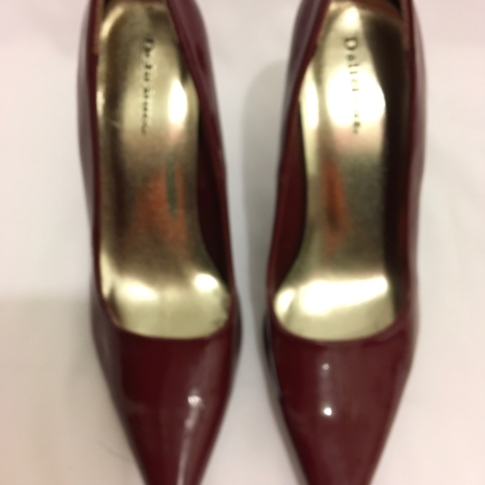 Shoes - Picture 2 of 3